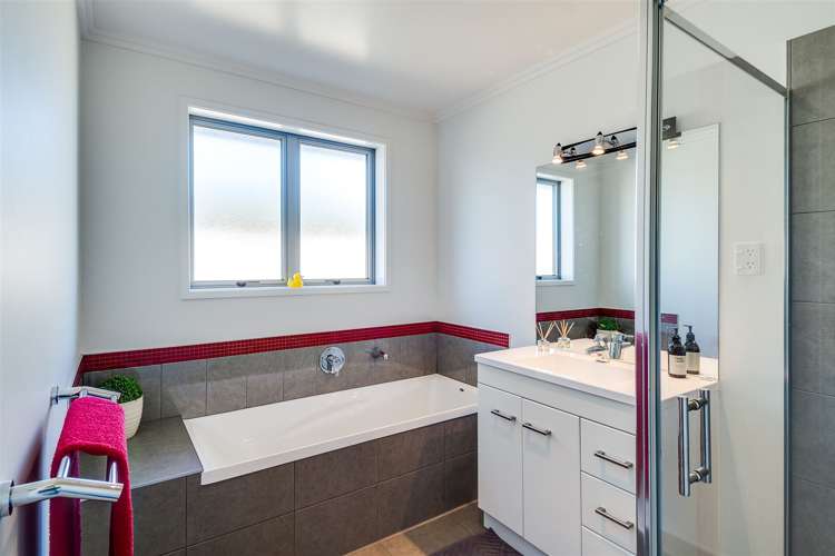 1 Cambridge Terrace Taradale_12