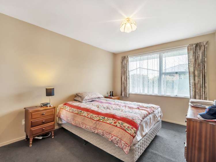 1/17 Lake Terrace Rd Burwood_6