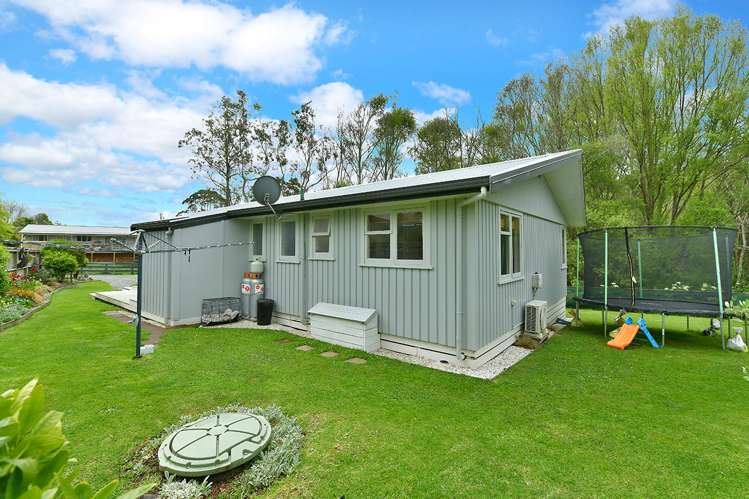 136 Awaroa Road Helensville_15