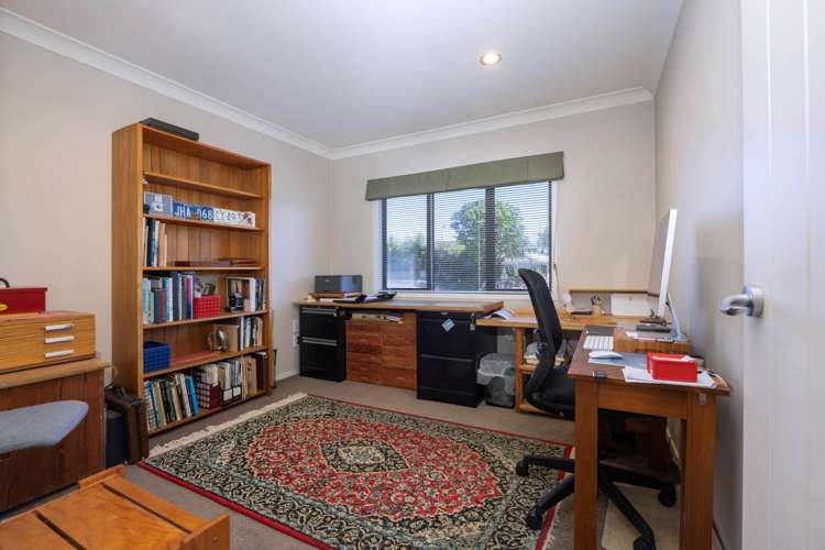 3 Frenz Drive Titirangi_9