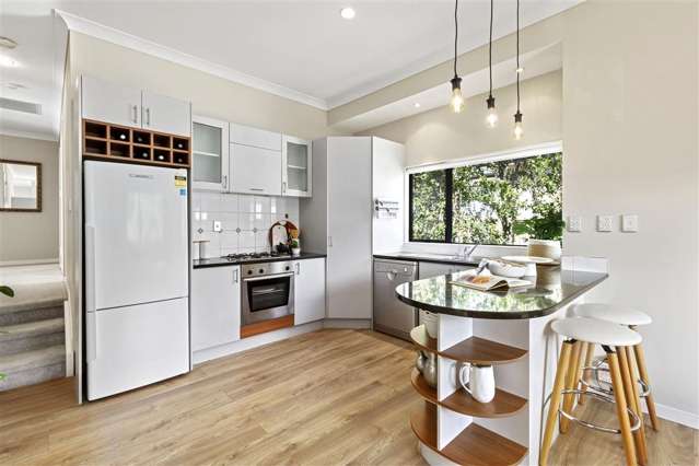 64 Helvetia Drive Browns Bay_4