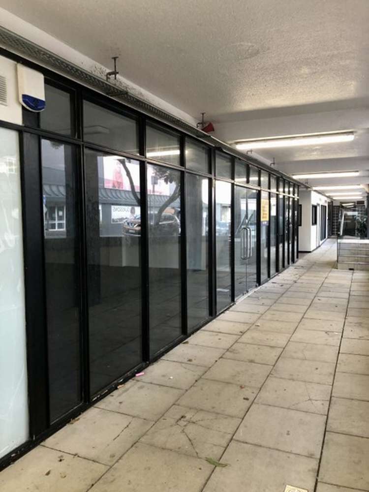 Lower Ground/529 Lake Road Takapuna_5