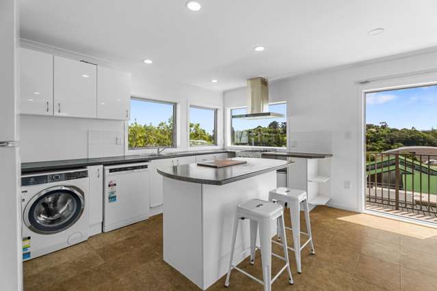 16 Erua Road Ostend_4