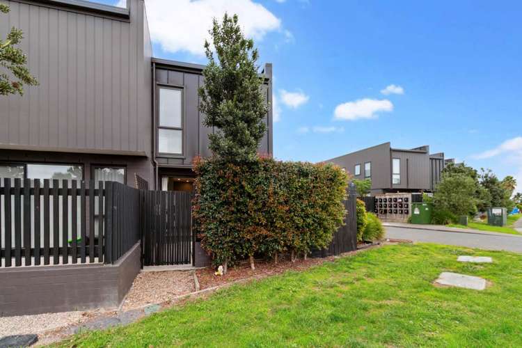 638 Massey Road_2