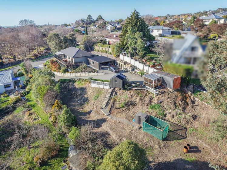 52 Perth Street South Hill_26