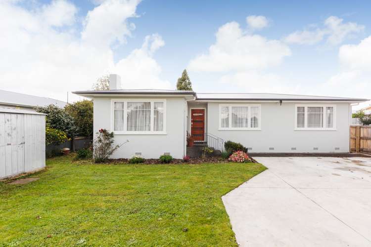 6 Long Melford Road Awapuni_21