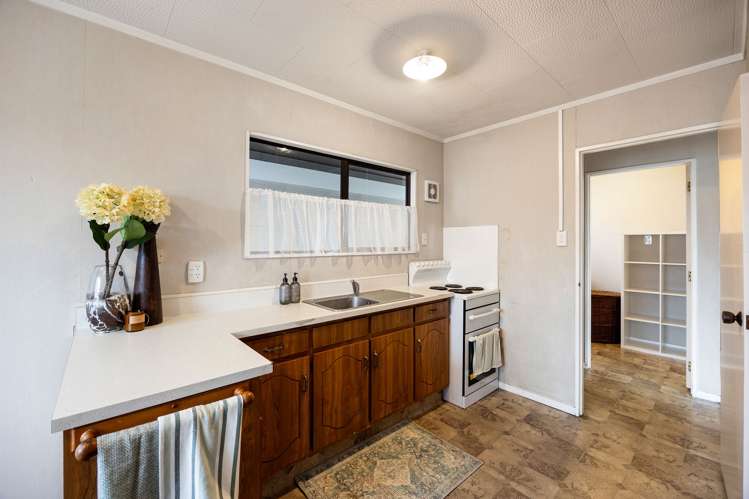 71a Kahikatea Drive Melville_9