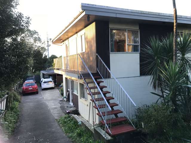 2 bedroom unit, available now, Avondale