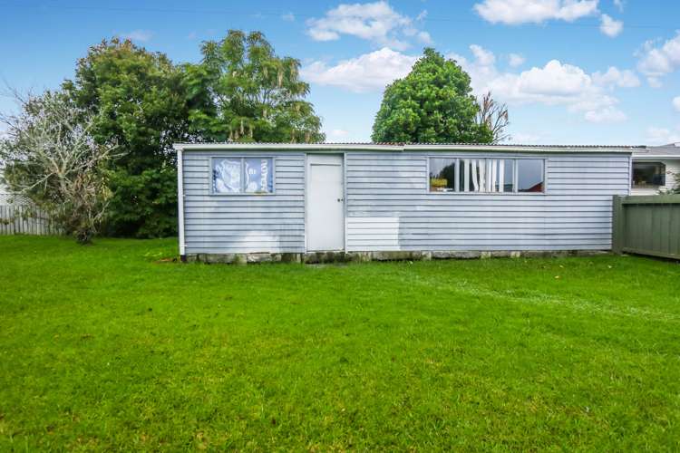 13 Royal View Road Te Atatu South_10