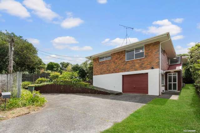 Secure a Generous 809sqm Freehold in Red Beach