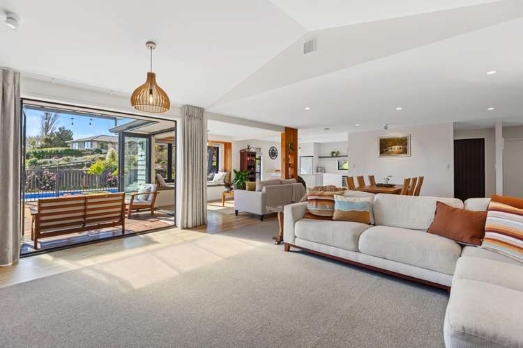 49 Oceana Drive Welcome Bay_1