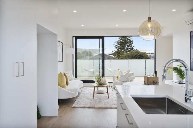 2/6 Shakespeare Road Milford_1