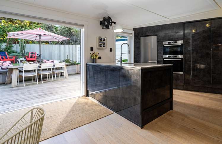 84 The Esplanade Houghton Bay_2