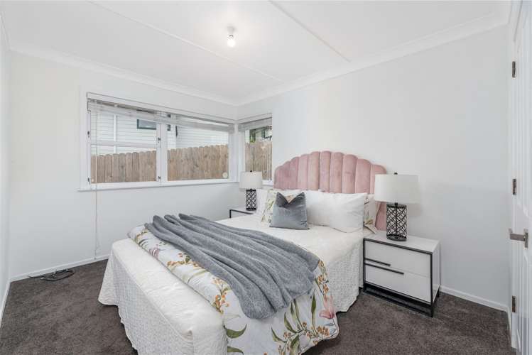 44 Tahi Terrace Glen Eden_10