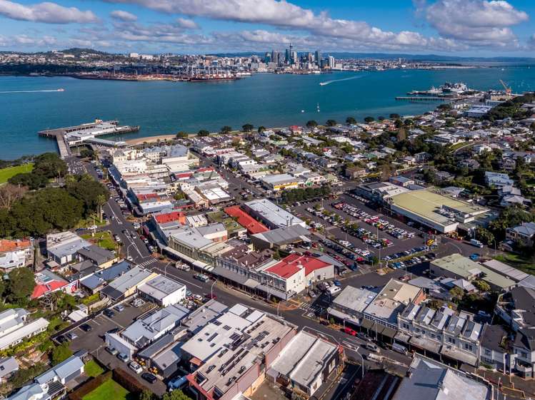 8 Victoria Road Devonport_7