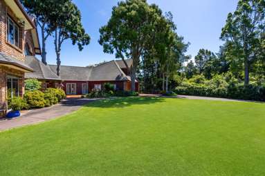 251 Whitehills Road_4