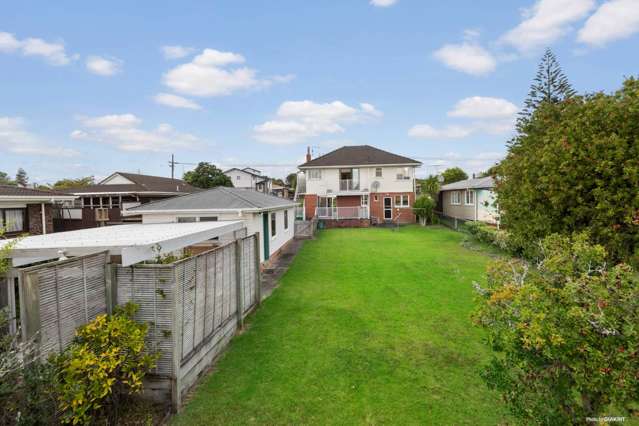 1 Amberley Avenue Te Atatu South_2