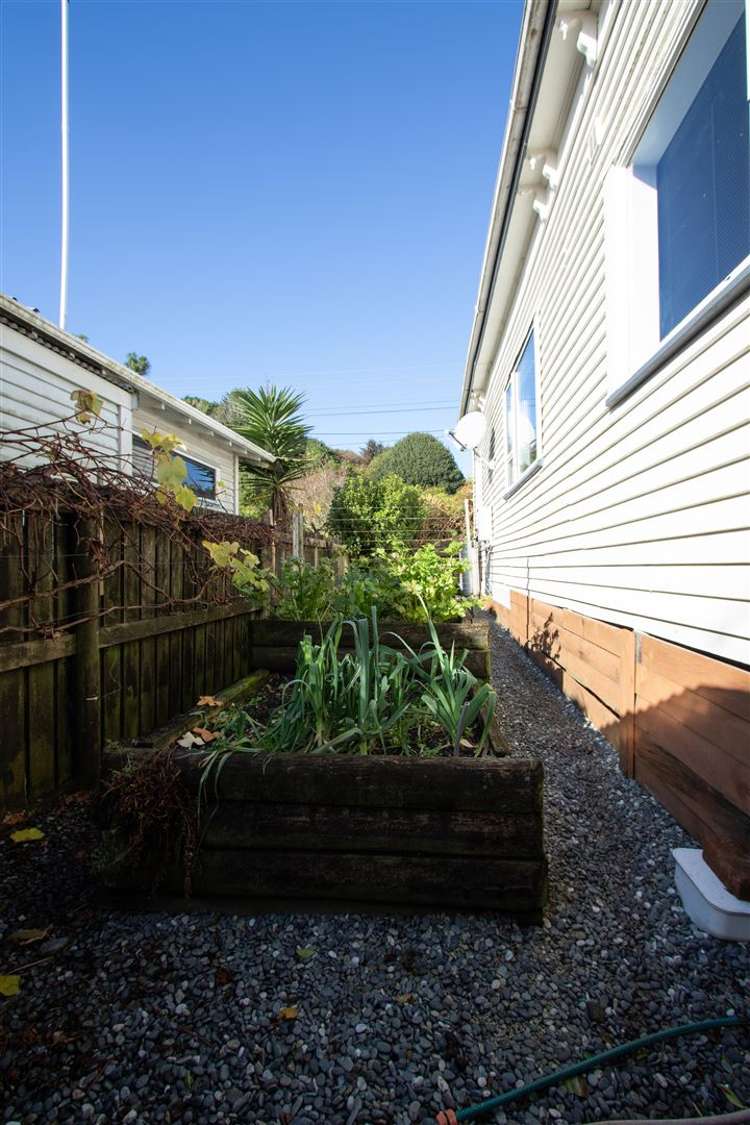 195 Fitzherbert Street Hokitika_15