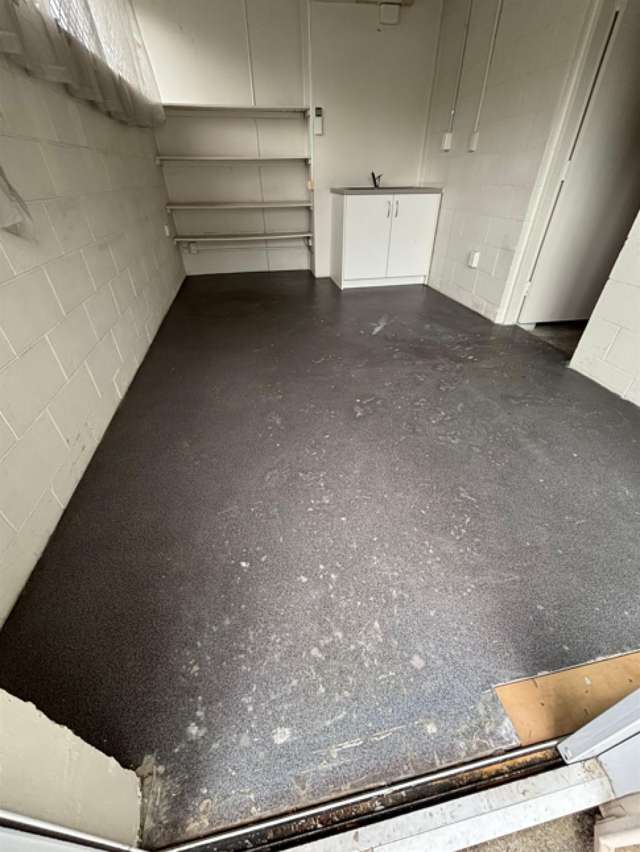 2/12 Donnelly Street Havelock North_4