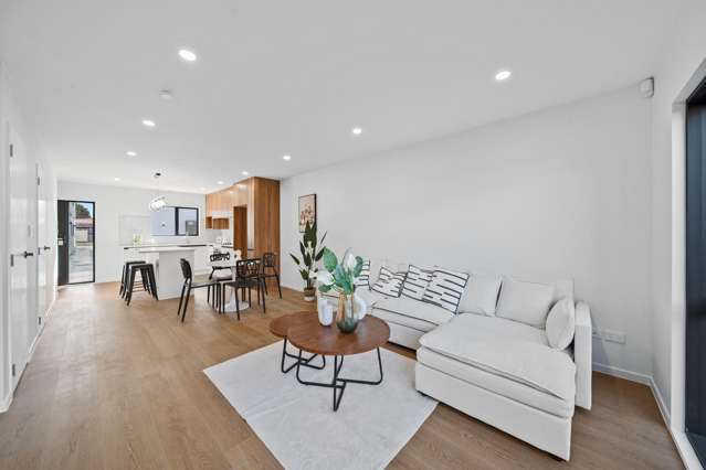 First Home or Savvy Investment - Move in NOW