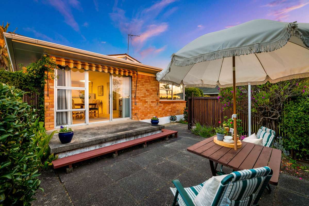 23 Tupaki Place_4