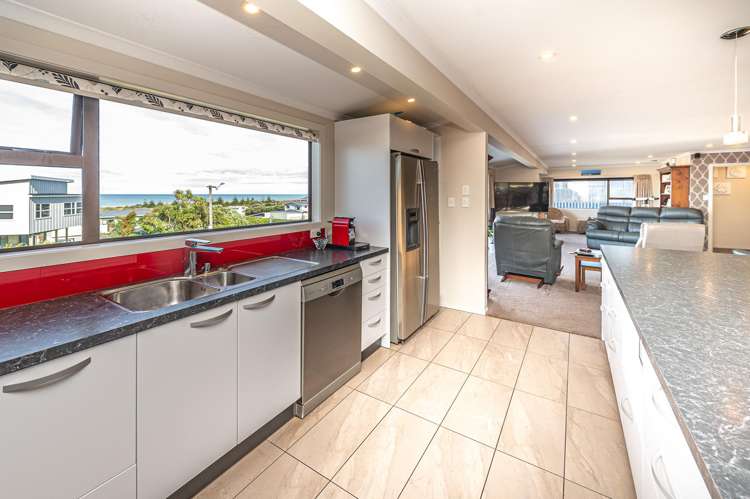 10 Okiwa Terrace Waiinu Beach_7