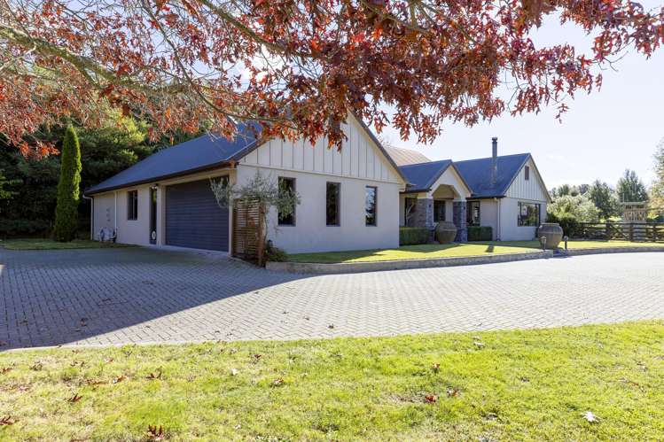 214 Mapara Road Acacia Bay_44