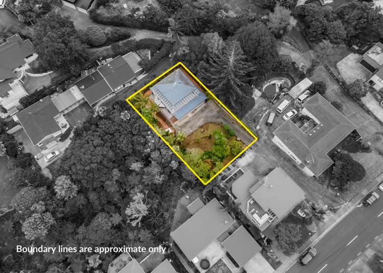 2/13 Beach Road Mellons Bay_20