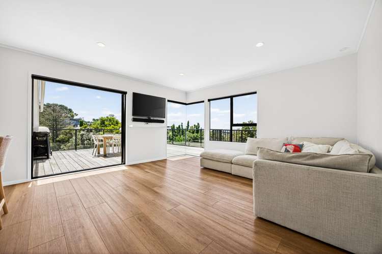 38 Elliston Crescent Stanmore Bay_4