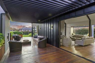5 Hull Crescent_2