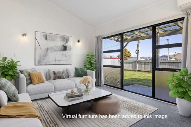 Sunny, 4 bedrooms, modern kitchen!