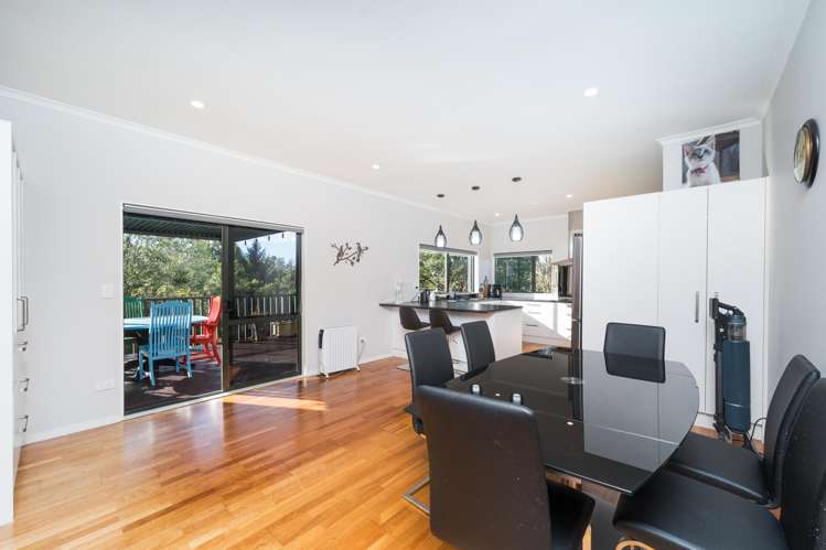 8 Greenwood Place Fitzherbert_19