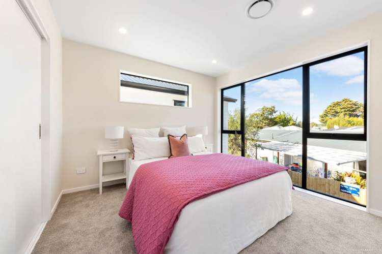 56a Riverpark Crescent Henderson_7