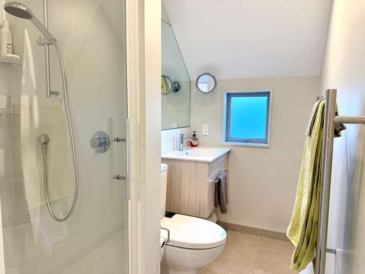 1/24 Andover Street Merivale_16