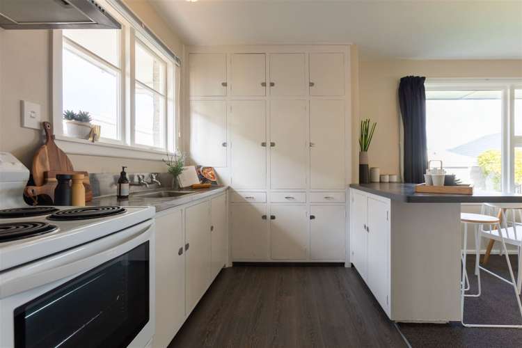 391 Yaldhurst Road Russley_8