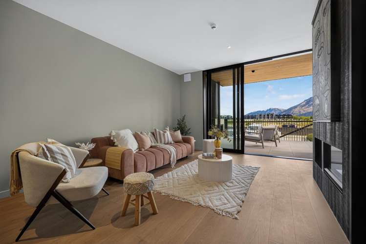 27/2 McKinlay Lane Jacks Point_3