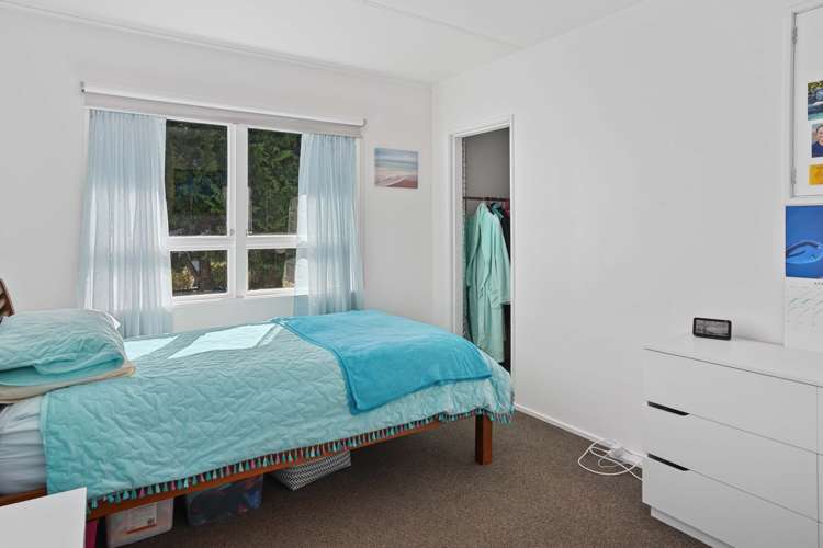 24 Kipling Crescent Stoke_13