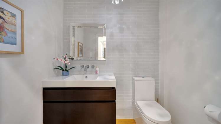 100 Idris Road Bryndwr_14