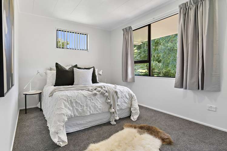 33 Tararua Drive Upper Plain_14