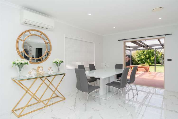 22 Farringdon Avenue Rototuna North_12