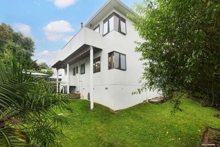 2/6 Wilkinson Way Browns Bay_24