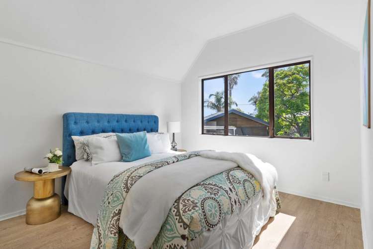 2/7 Altair Place Windsor Park_12