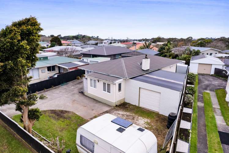 15 Barrett Road Whalers Gate_15