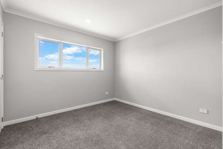 49 McCorquindale Drive 2743_7