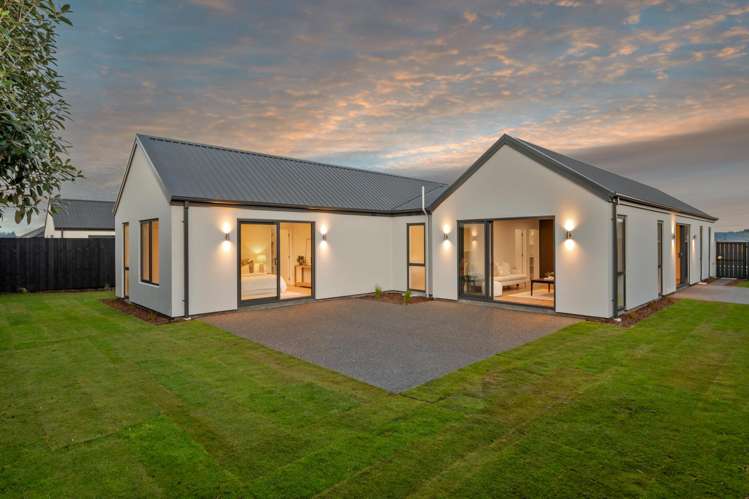 76 Te Whaiawa Crescent West Melton_10