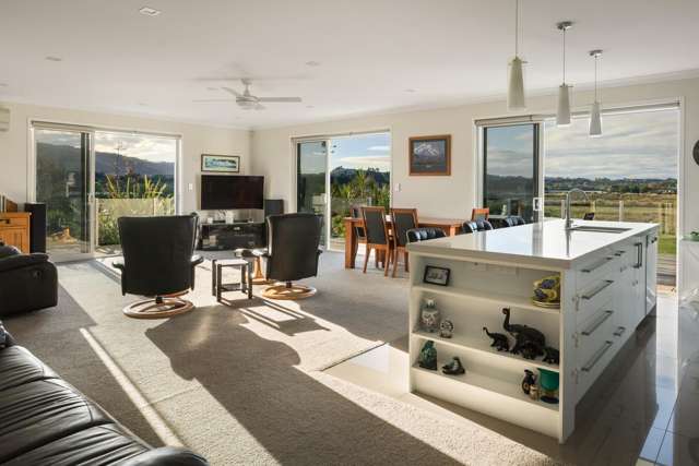 13 Noble Johnston Drive Katikati_4