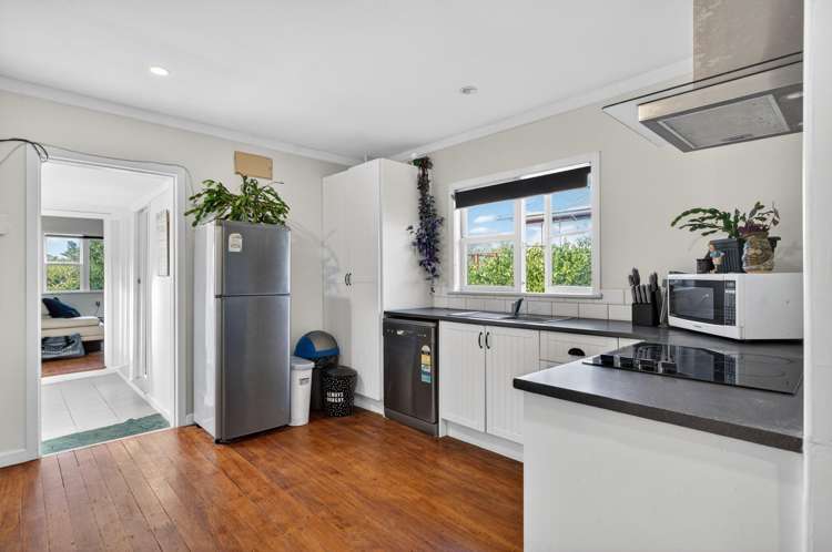 17 Bickerstaffe Road Maungaturoto_6