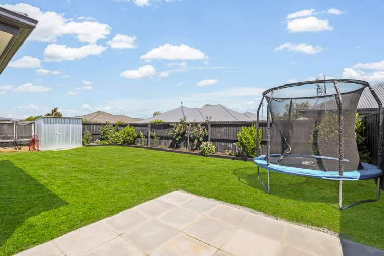 80 Sunline Avenue Lincoln_11