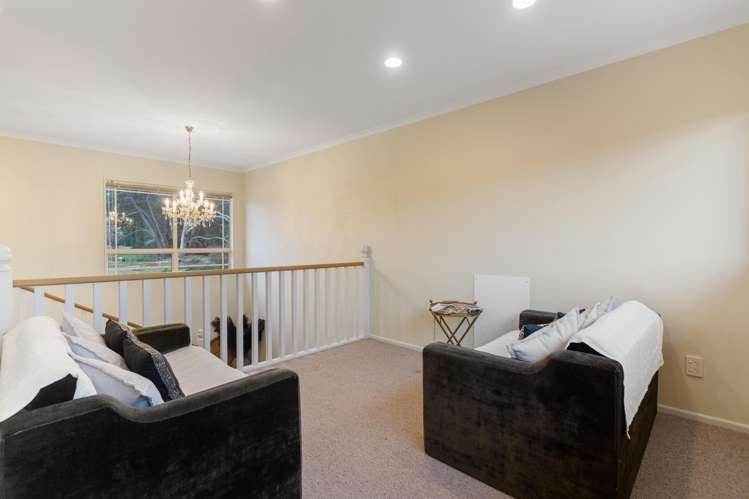 53 Willow Park Drive Opaki_21