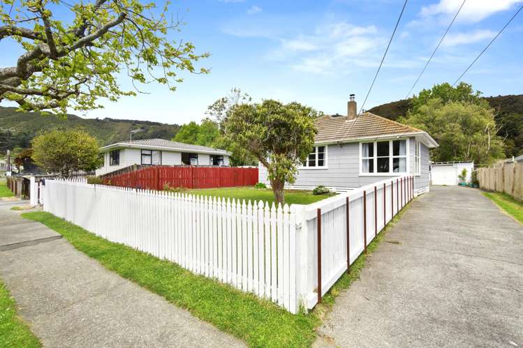 98 Strand Crescent Naenae_0